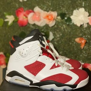 Air Retro 6 Men's Shoes White/Carmine-Black